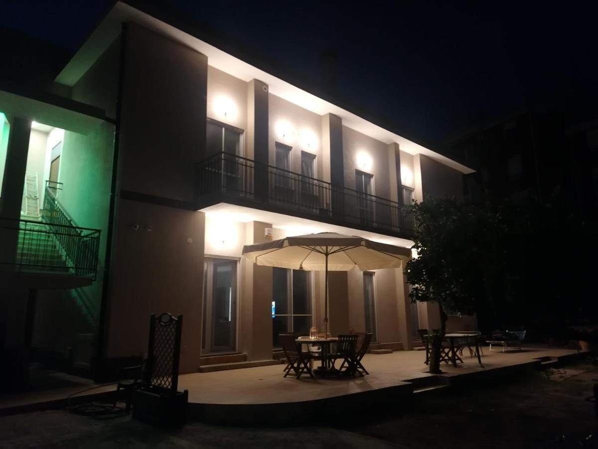 B&B Villa Agrume Messina Exterior foto